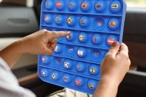 Matrix Road Trip is a dice-based game created specifically for travel. It features quick rounds and straightforward rules, making it easy to play in the car without complicated setup.