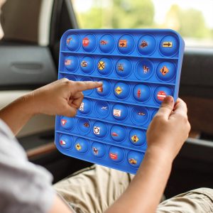 Matrix Road Trip is a dice-based game created specifically for travel. It features quick rounds and straightforward rules, making it easy to play in the car without complicated setup.